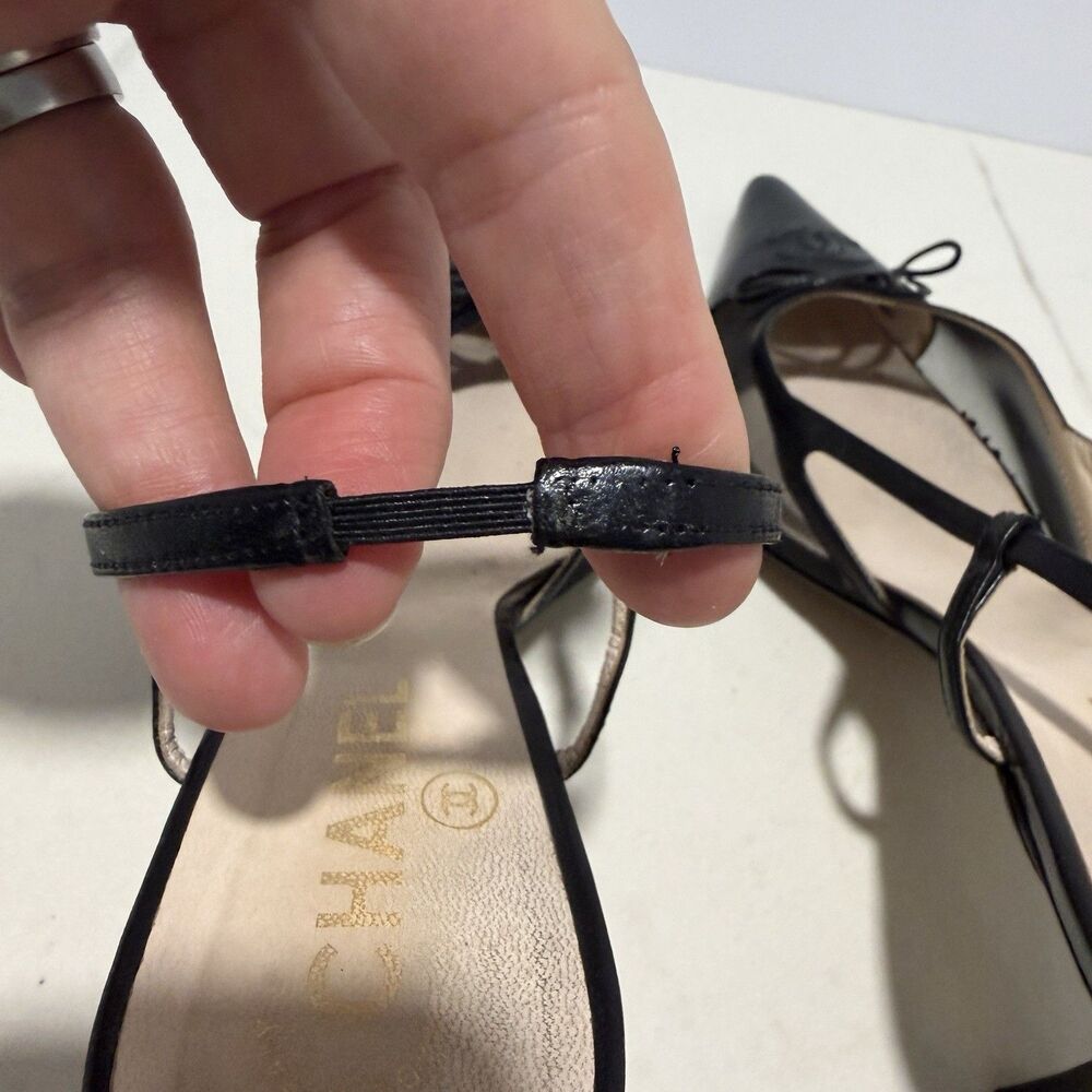 CHANEL BLACK MESH CC BOW SLINGBACK HEELS (IT 40) - Picture 5 of 16